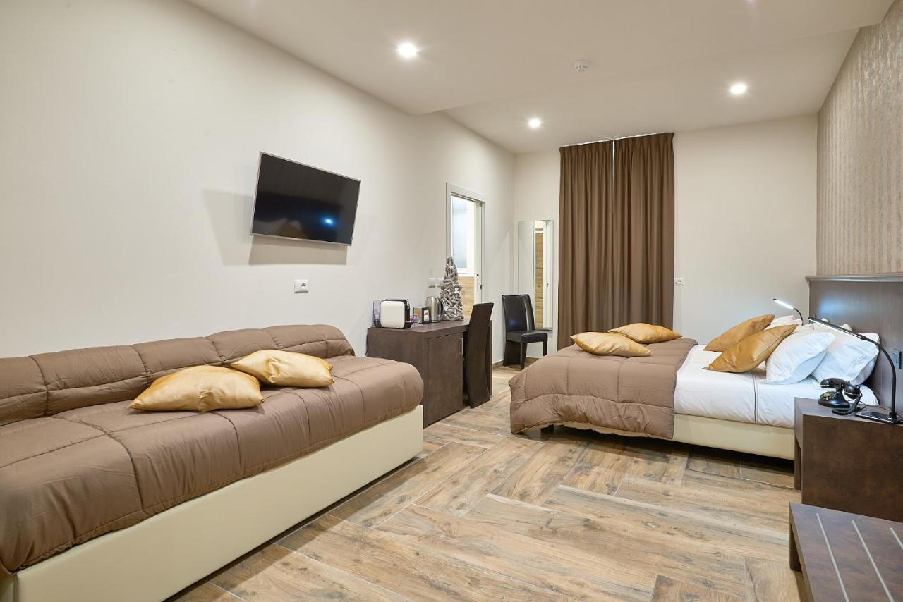 Ricaroka Hotel Альбенга Экстерьер фото