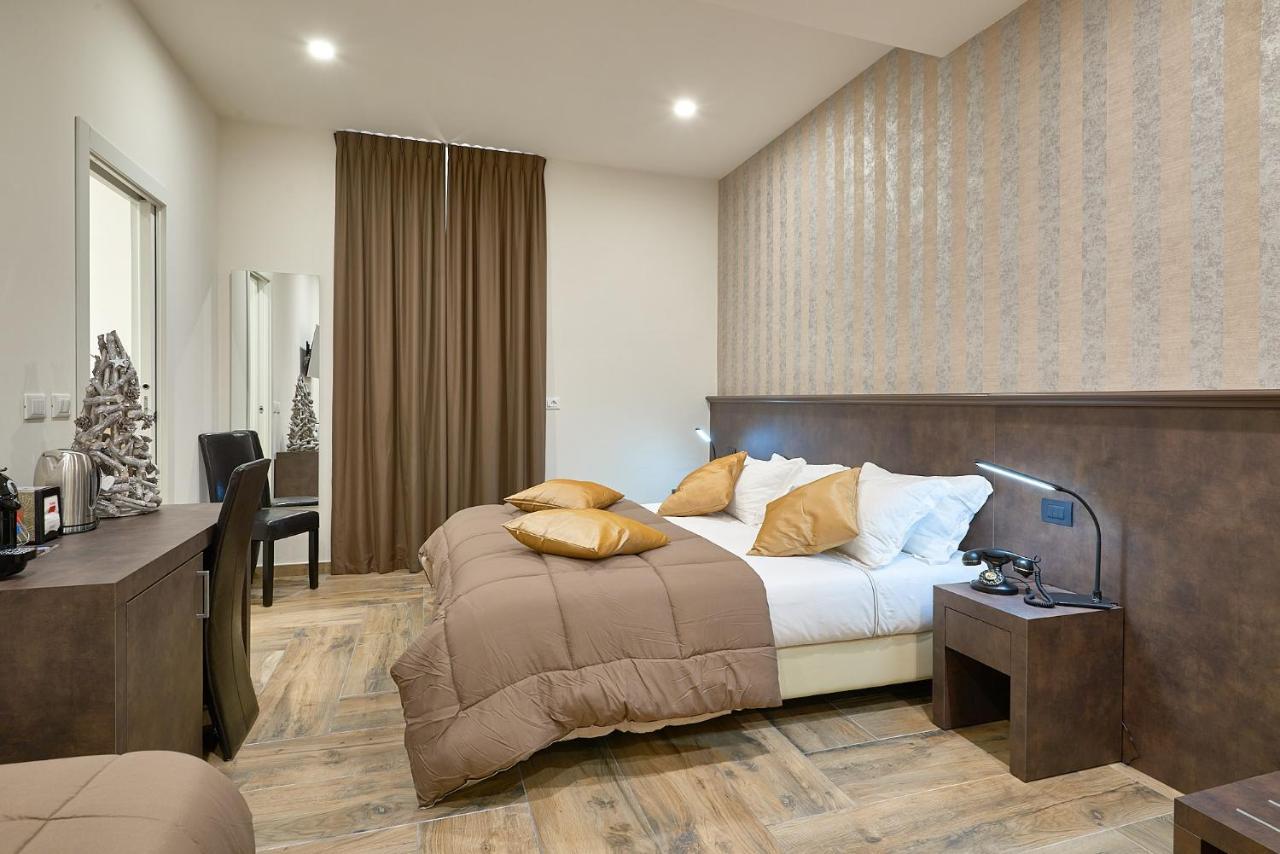 Ricaroka Hotel Альбенга Экстерьер фото